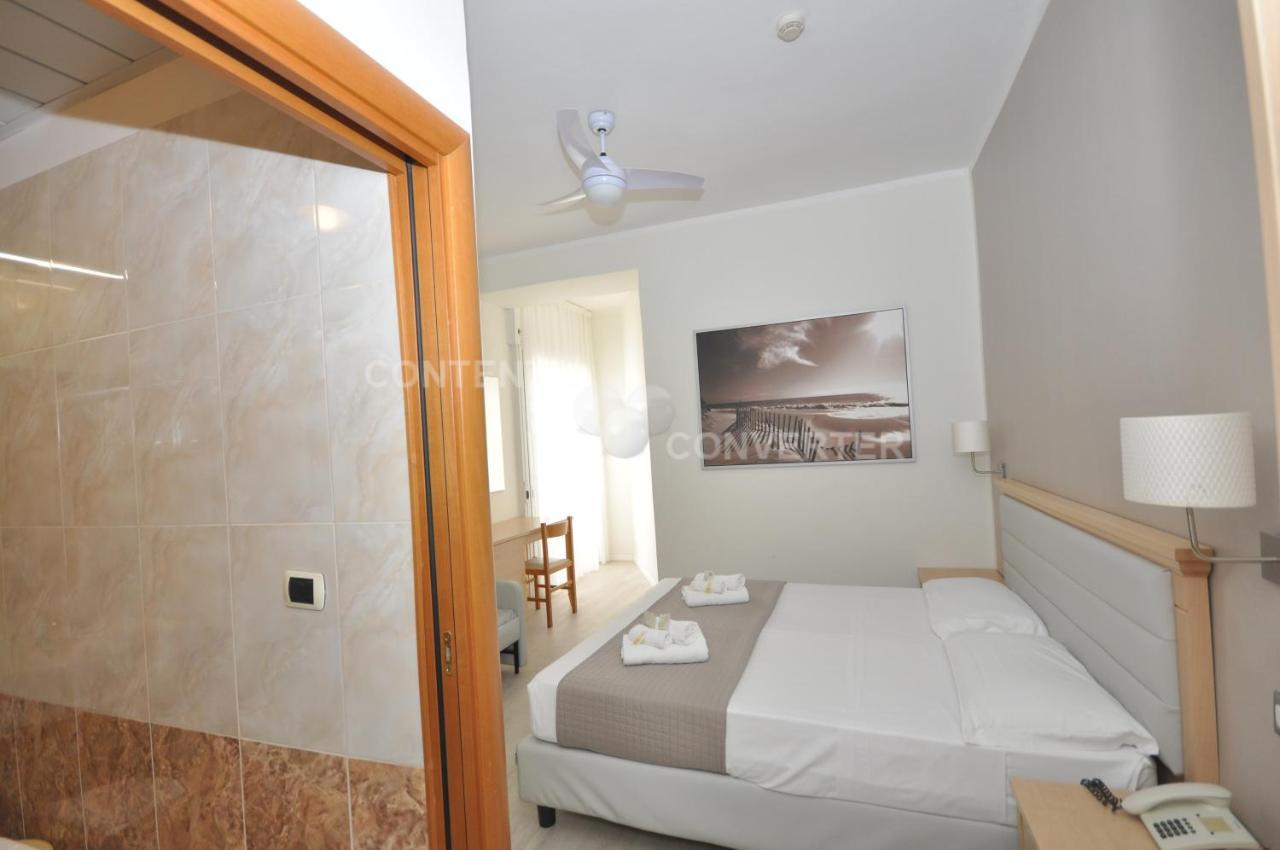 Hotel Adriatic&Beauty Римини Екстериор снимка