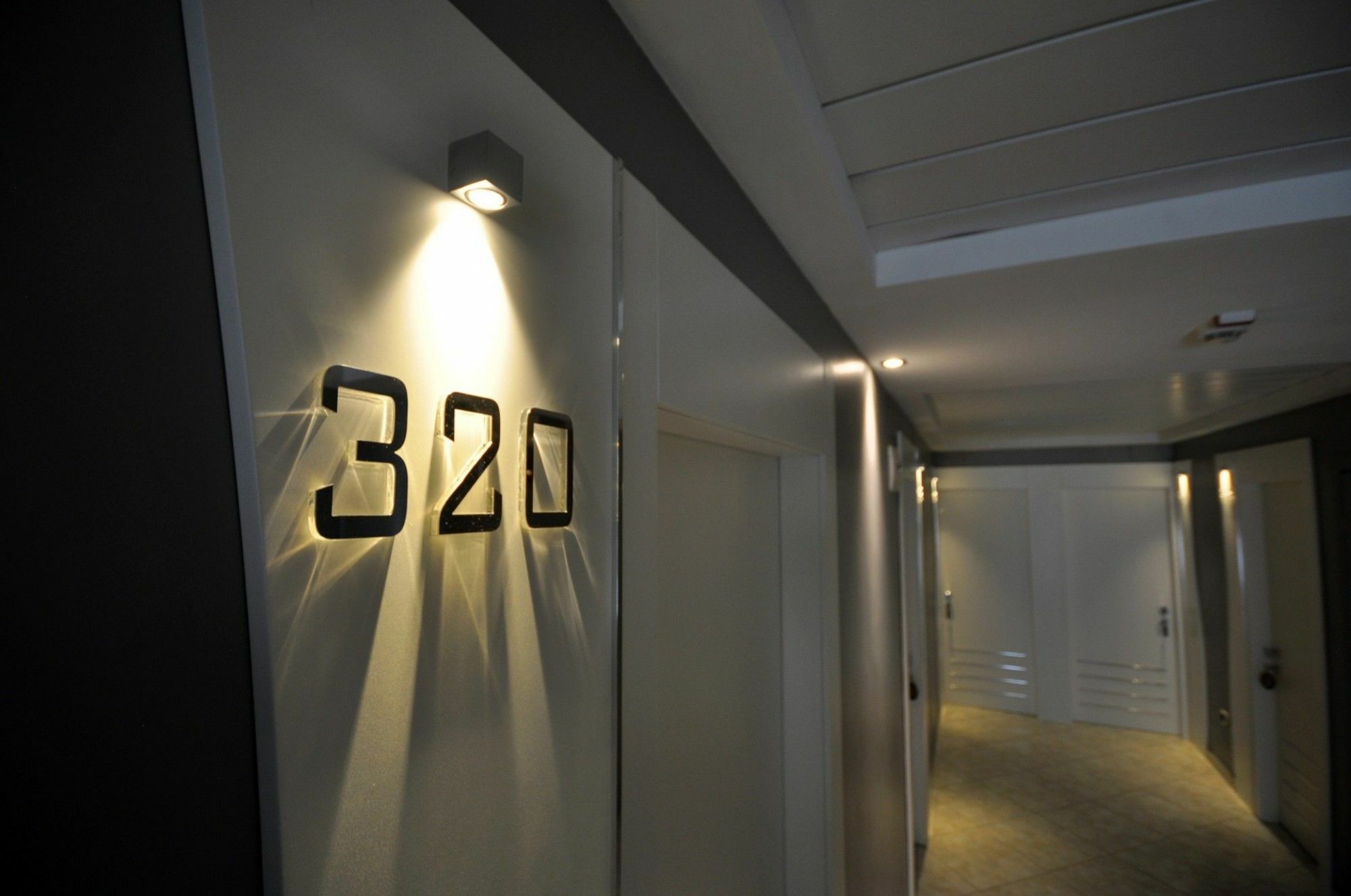 Hotel Adriatic&Beauty Римини Екстериор снимка